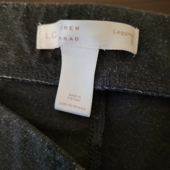 Lauren Conrad Flower Detail Leggings - Picture 3 of 4